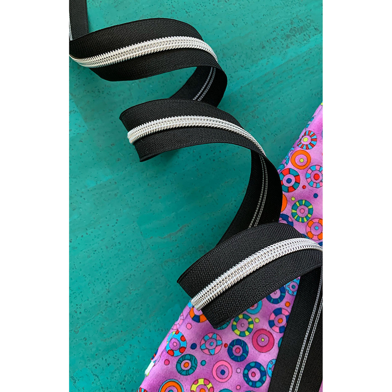 Sassafras Lane Designs - Black Zipper Tape (3 yd)